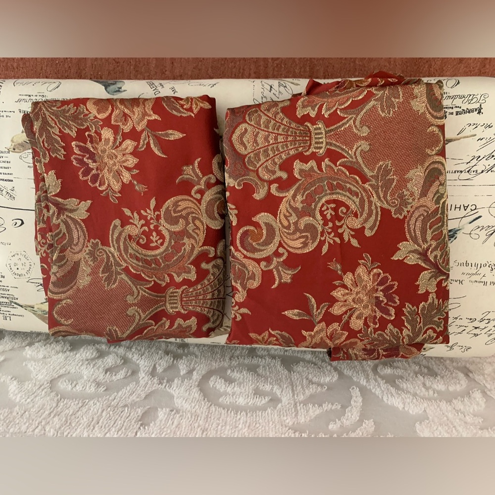 Drapes: 2 Panels: Red w/Gold, measurements: 50x41 inches